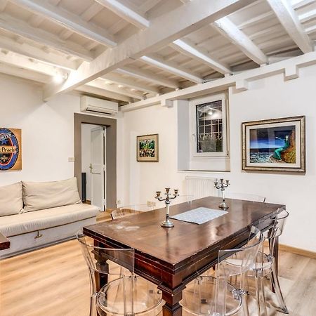 Lovely Spacious Apartment Near The Colosseum Rome Exterior photo